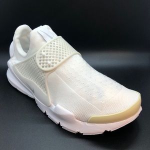 NEW Nike Women’s Sock Dart “White Pure Platinum”